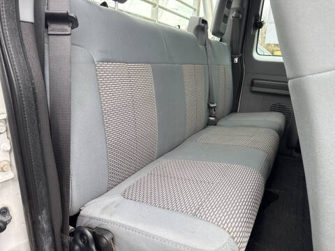 2011 Ford F-250 Super Duty XL