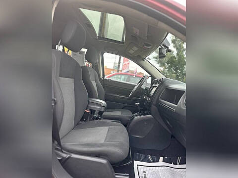 2012 Jeep Compass Sport