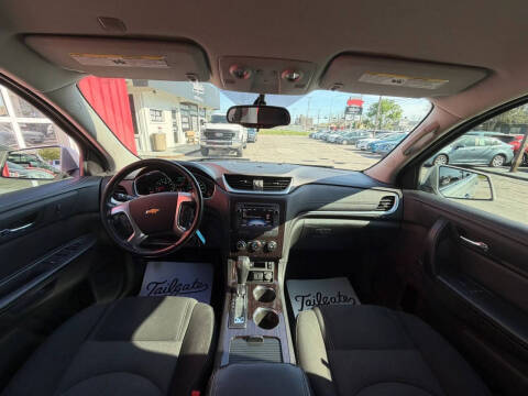 2017 Chevrolet Traverse LT