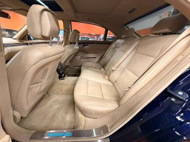 2010 Mercedes-Benz S-Class S 550 4MATIC