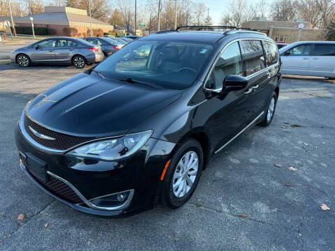 2018 Chrysler Pacifica Touring L Plus