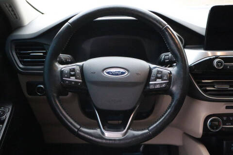 2021 Ford Escape Titanium