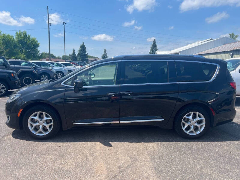 2018 Chrysler Pacifica Touring L Plus