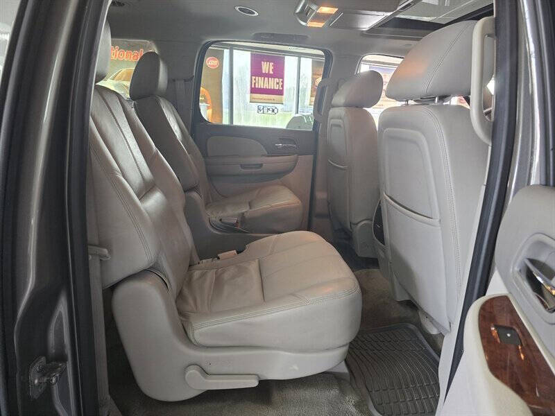 2012 GMC Yukon XL SLT