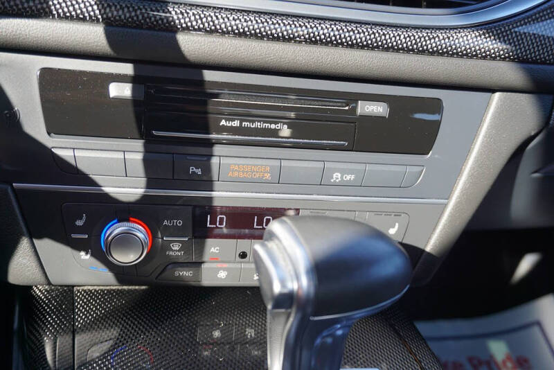 2013 Audi S6 4.0T quattro Prestige