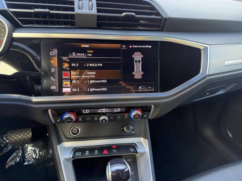 2023 Audi Q3 quattro S line Premium 45 TFSI