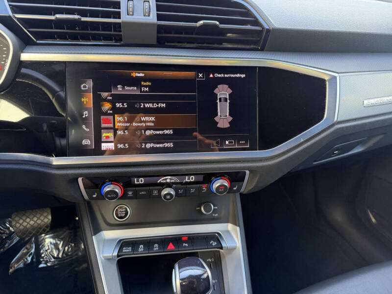 2023 Audi Q3 quattro S line Premium 45 TFSI