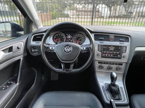 2016 Volkswagen Golf SportWagen TSI SE