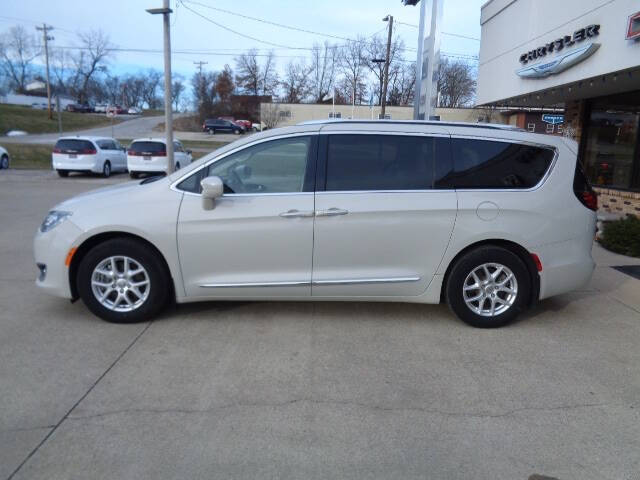 2020 Chrysler Pacifica Touring L