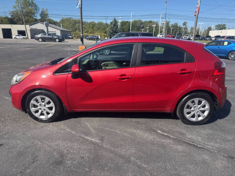 2015 Kia Rio 5-Door LX