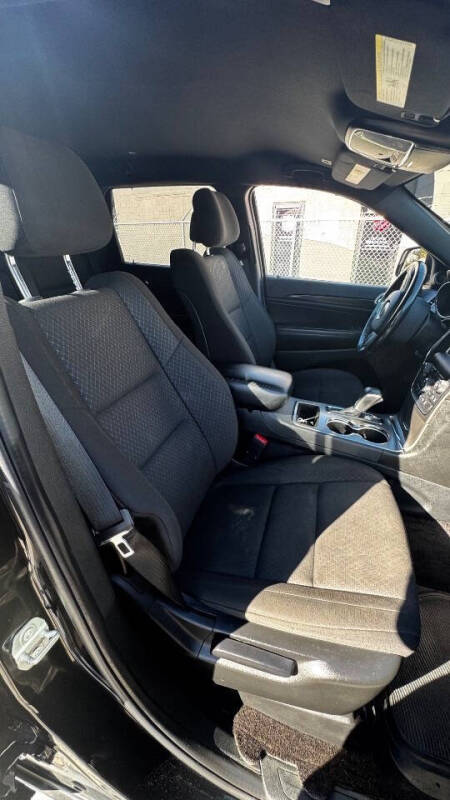 2018 Jeep Grand Cherokee Laredo