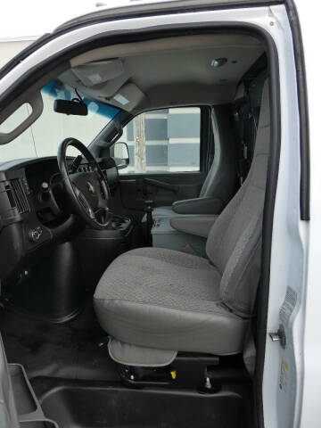 2018 Chevrolet Express 2500