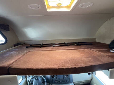 2014 Ford E-Series E-450 SD