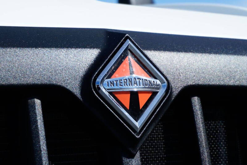 2022 International CV515