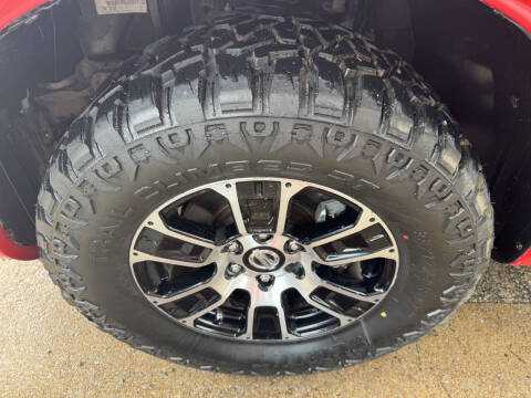 2022 Nissan Titan SV