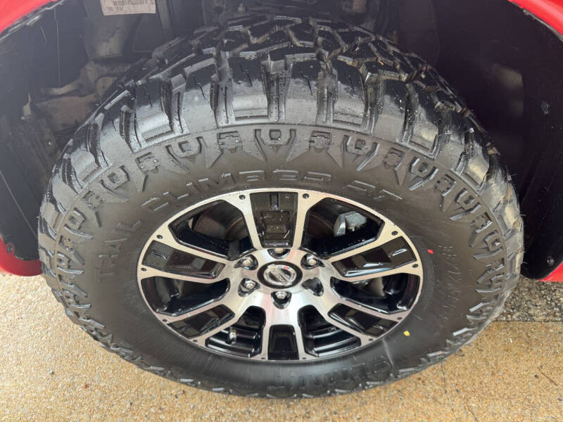 2022 Nissan Titan SV