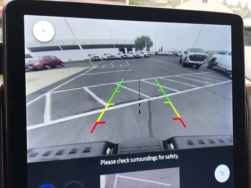 2022 Ford F-150 Lightning Lariat