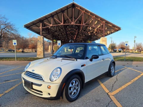 2005 MINI Cooper for sale at Nationwide Auto in Merriam KS