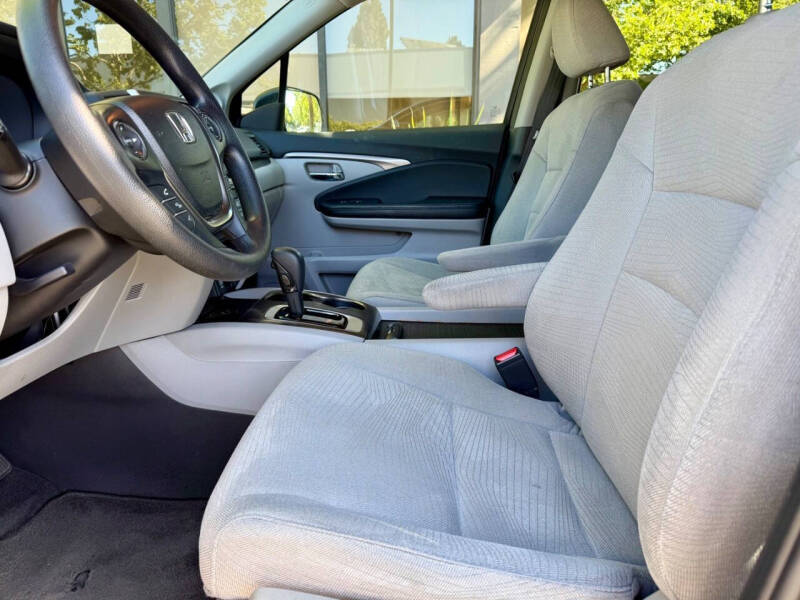 2016 Honda Pilot LX