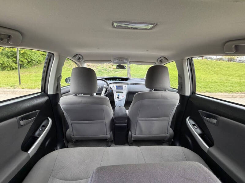 2012 Toyota Prius One