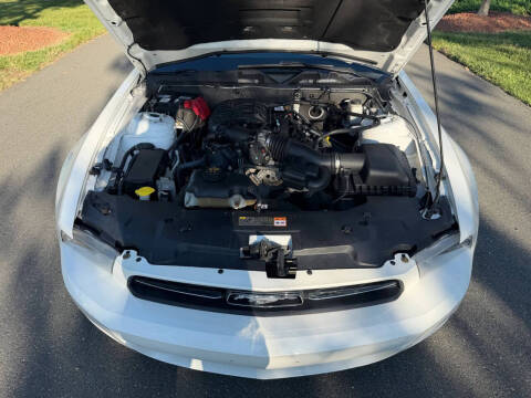 2012 Ford Mustang V6 Premium
