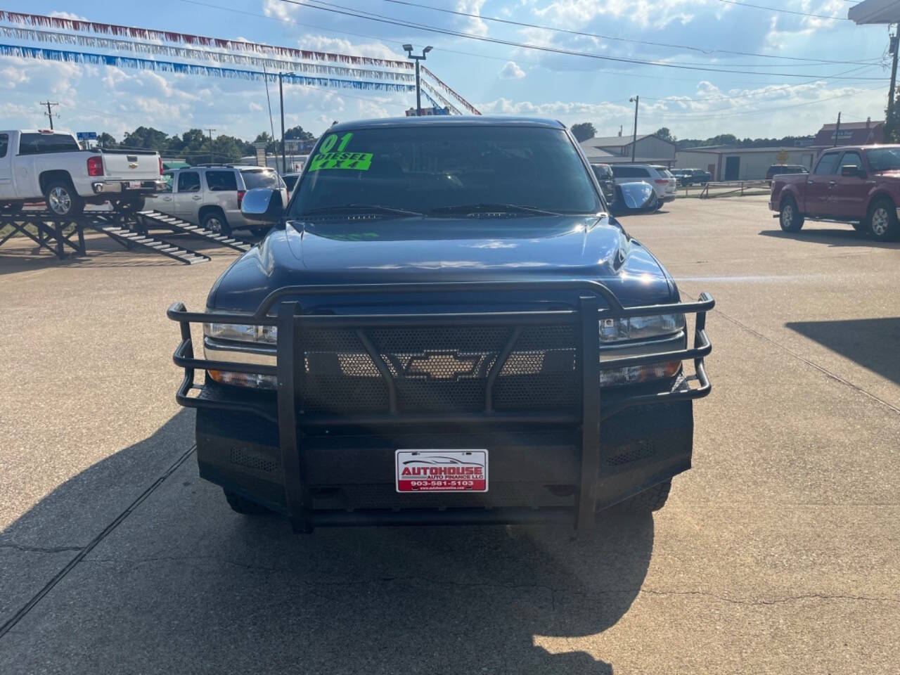 2001 Chevrolet Silverado 2500HD for sale at Autohouse Auto Finance in Tyler, TX