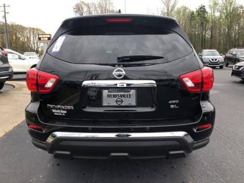 2019 Nissan Pathfinder SL
