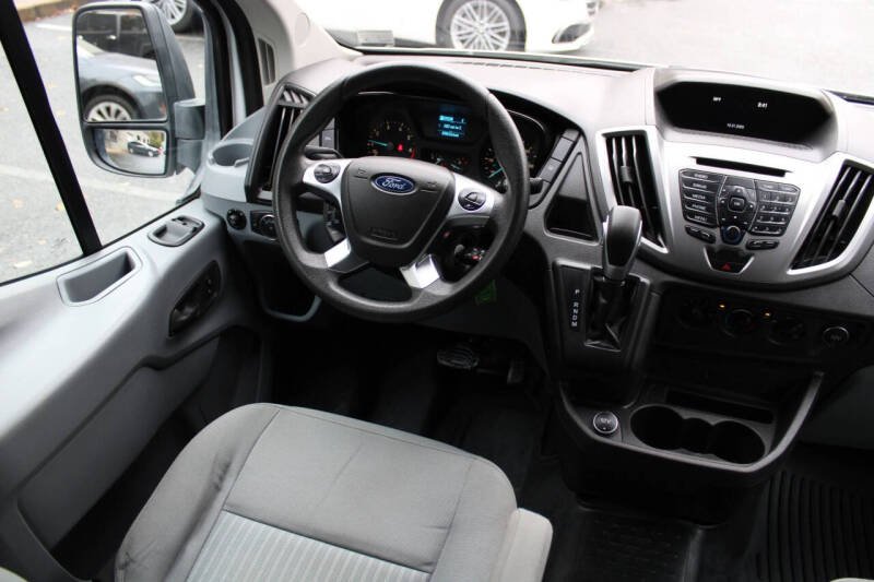 2019 Ford Transit