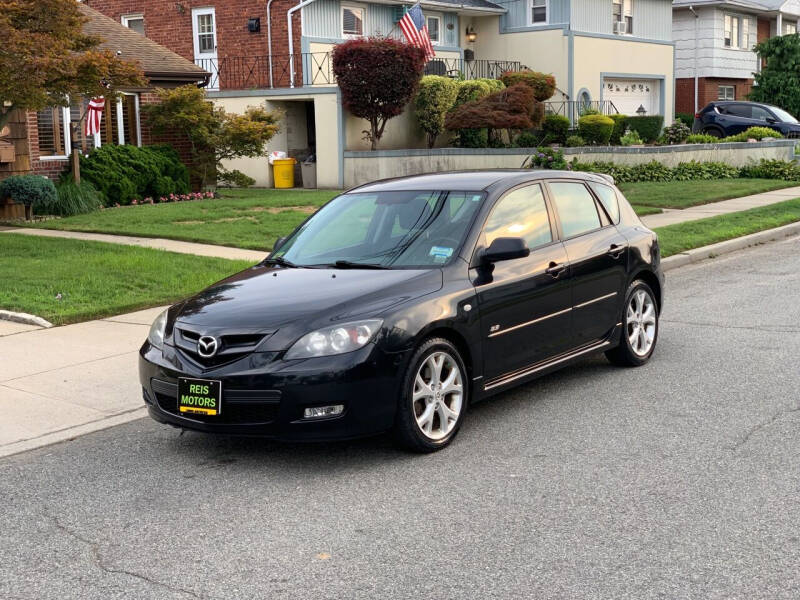 2007 Mazda MAZDA3 for sale at Reis Motors LLC in Lawrence NY