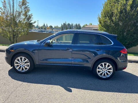 2012 Porsche Cayenne S Hybrid