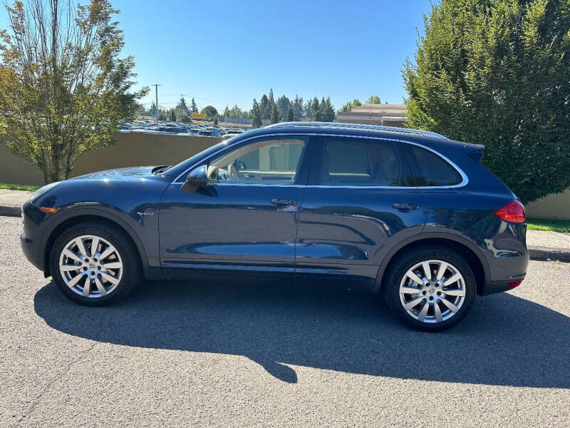 2012 Porsche Cayenne S Hybrid