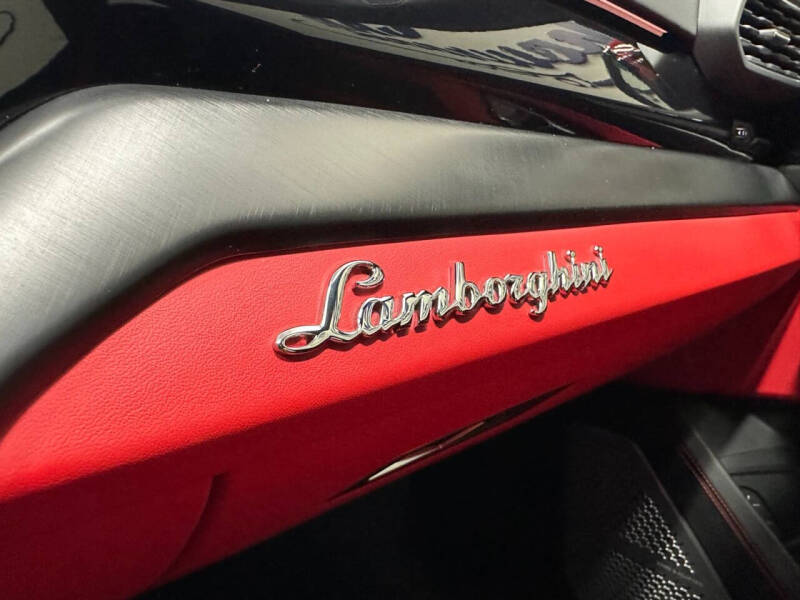 2022 Lamborghini Urus