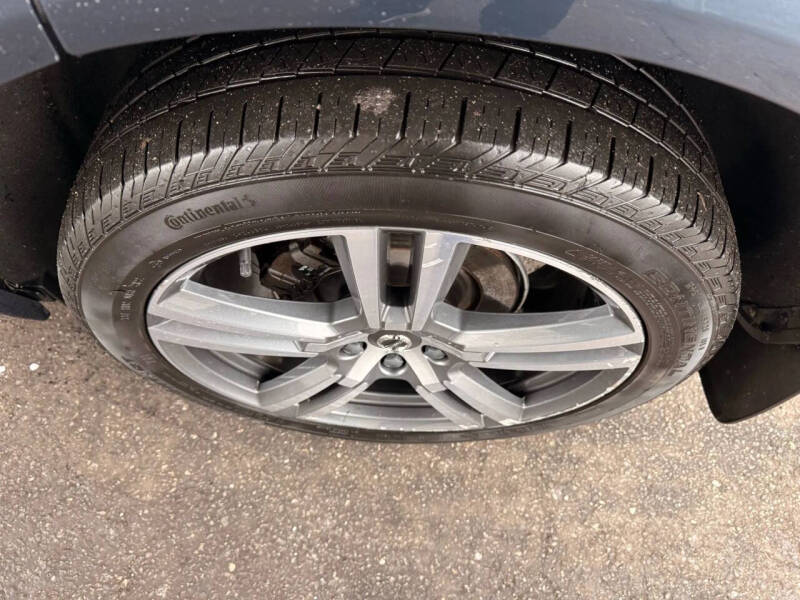 2020 Volvo XC60 T5 Momentum