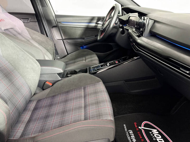 2024 Volkswagen Golf GTI S