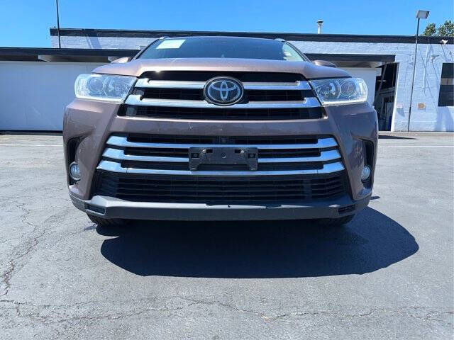 2017 Toyota Highlander Limited