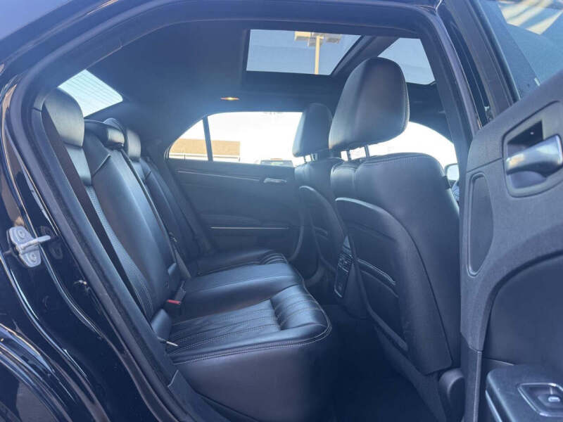 2023 Chrysler 300 S V6