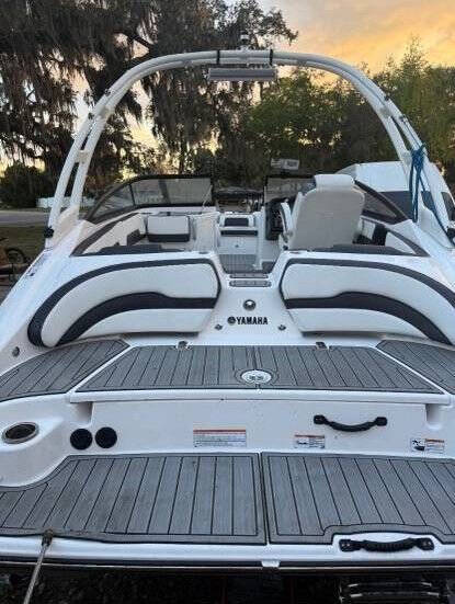 2023 Yamaha AR195