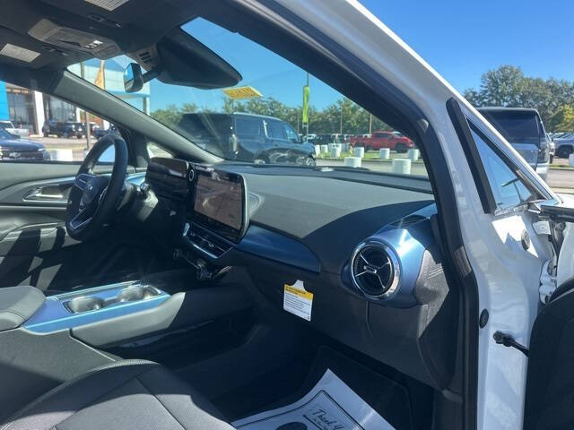 2026 Chevrolet Equinox EV LT 2