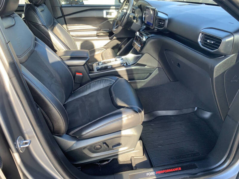 2022 Ford Explorer ST