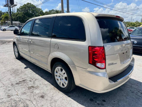 2016 Dodge Grand Caravan SE