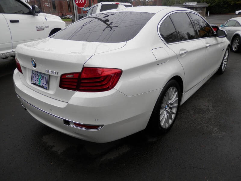 2016 BMW 5 Series 528i