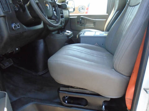 2017 Chevrolet Express 2500