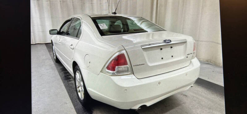 2008 Ford Fusion SEL photo 4