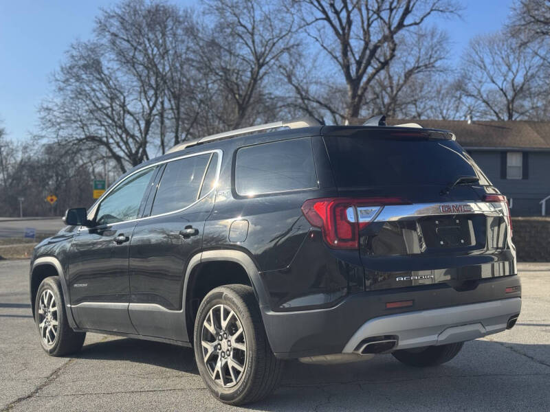 2020 GMC Acadia SLT