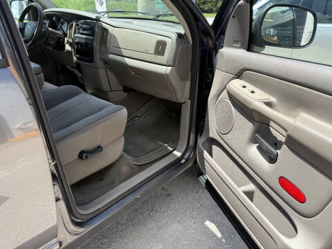 2004 Dodge Ram 1500 SLT