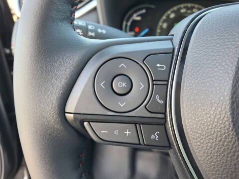 2025 Toyota RAV4 Plug-in Hybrid SE