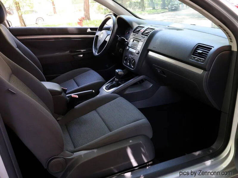 2008 Volkswagen Rabbit S
