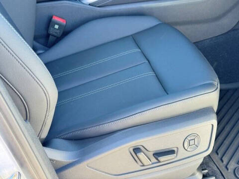 2025 Audi Q5 quattro Premium TFSI