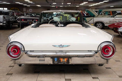 1962 Ford Thunderbird
