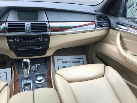 2008 BMW X5 4.8i